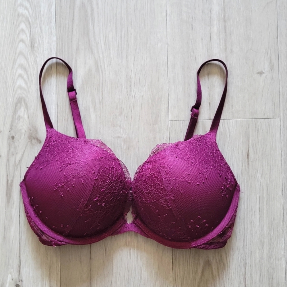 Victoria's Secret 32C Maroon Lace Bombshell Plunge Push Up Bra